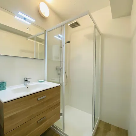 8 Les Carolines 2 Appartement Calvi (Corsica)