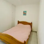 Apartment 8 Les Carolines 2