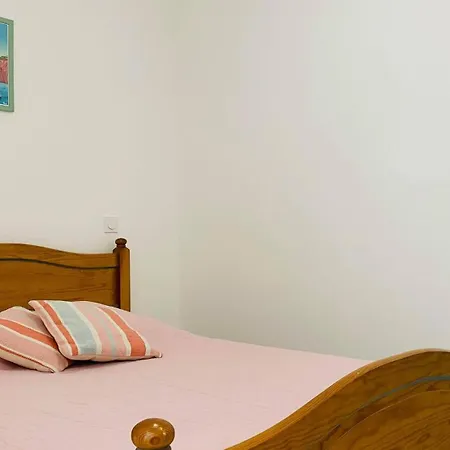 8 Les Carolines 2 Appartement *